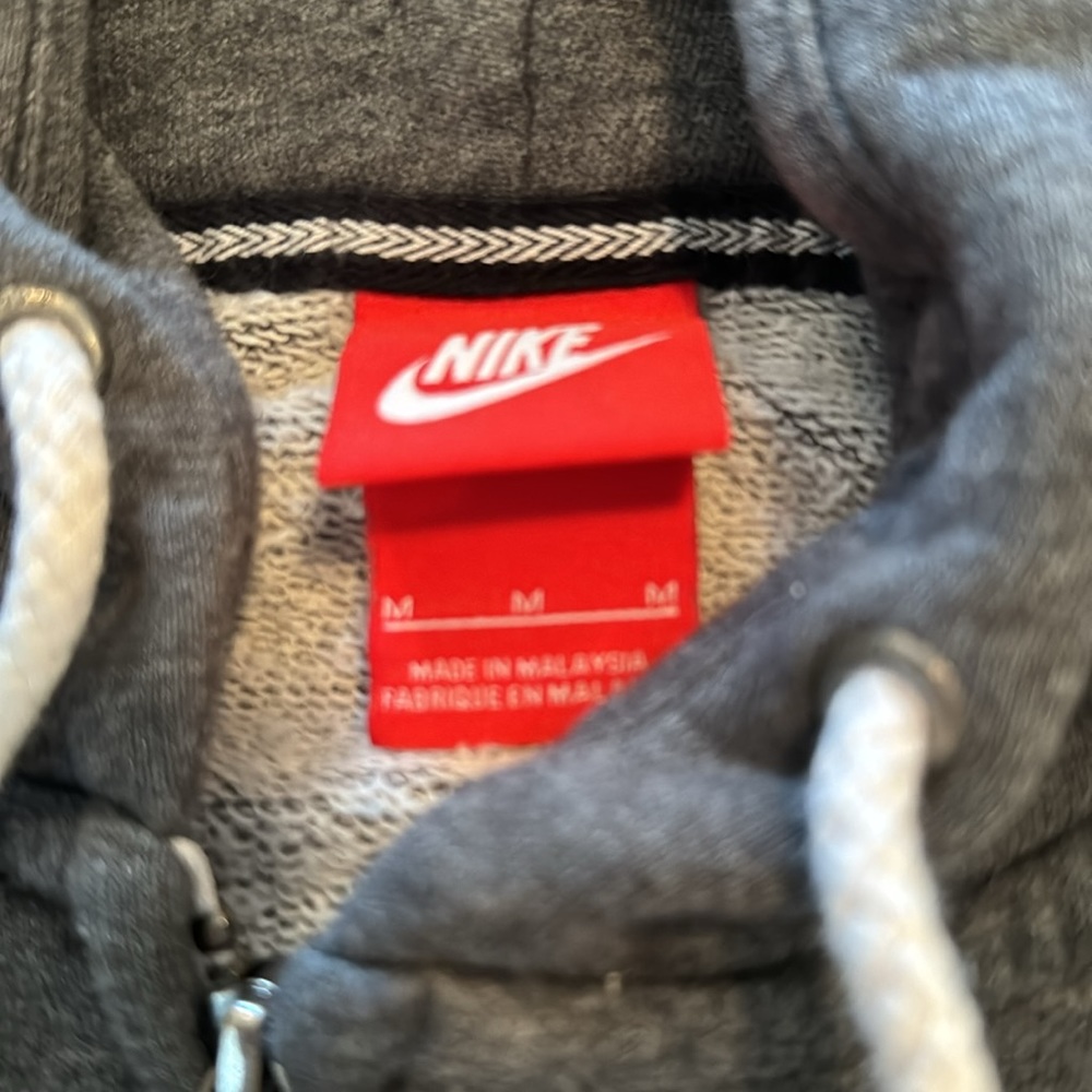 Nike Hoodie Jacket Size Medium - Picture 2 of 11